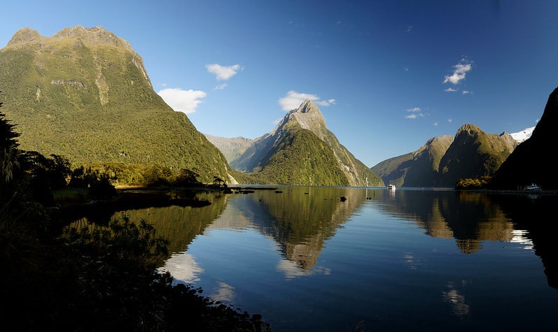New Zealand Plans to Wean Holiday Towns Off International Tourism