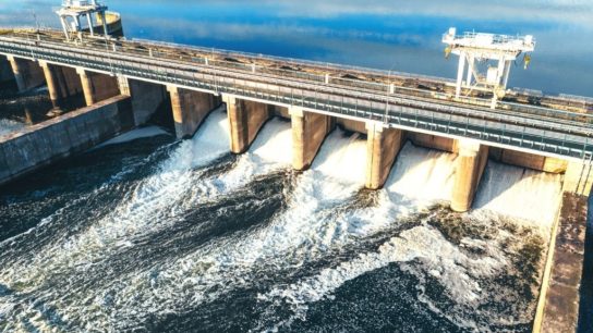 Examining the Pros and Cons of Hydroelectric Energy