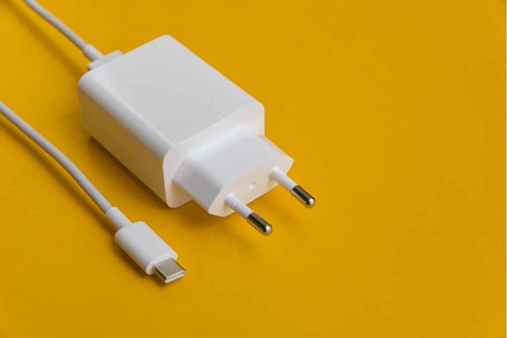EU Approves World’s First Single Charger Rule for Electronic Devices by 2024