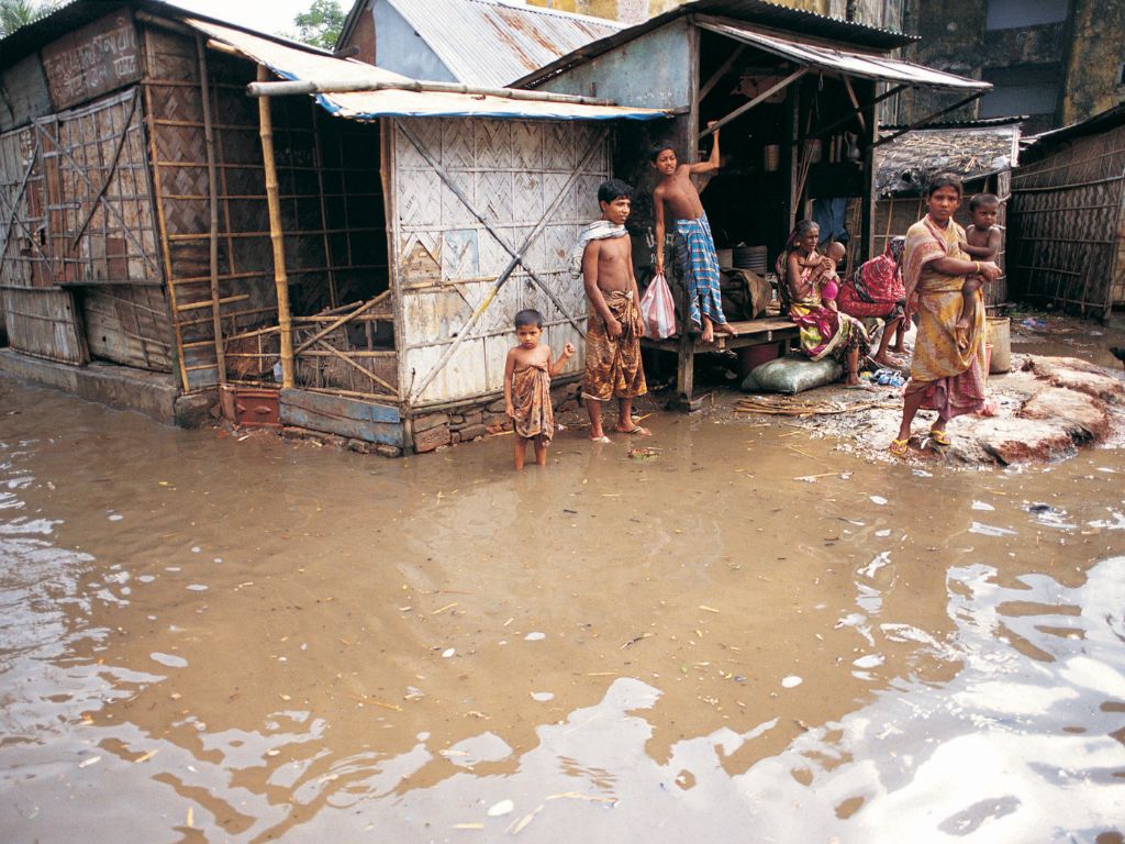 Dozens Dead As Powerful Cyclone Floods Bangladesh West Coast
