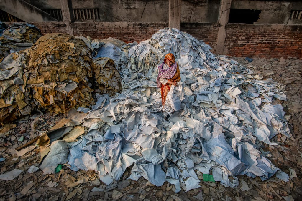 The controversial relationship between fashion and trash