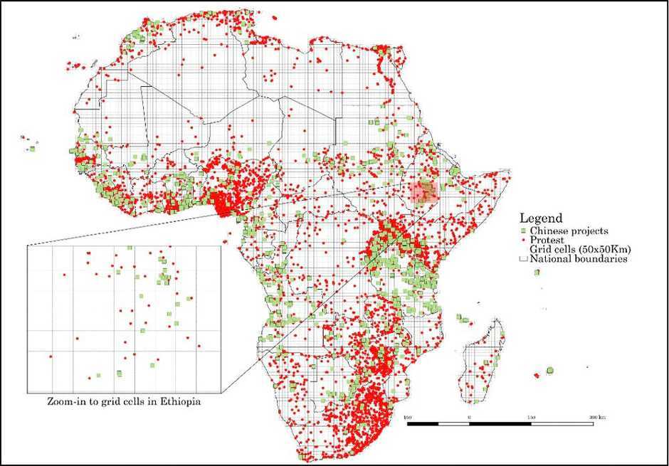 Map of Chinese projects and protests in Africa between 2000 and 2014. (Chinese projects in green; meetups in red) Iacoella, Martorano, Metzger, Sanfilippo (2021) image: https://unu.edu/ 